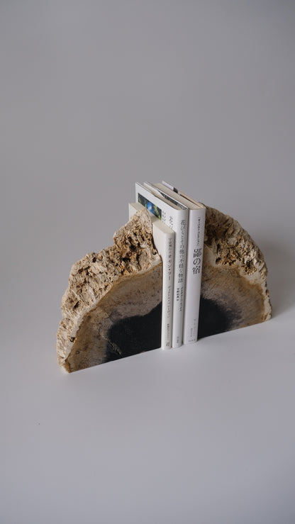 Book End #001